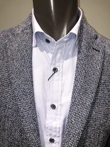 JOSEPH ABBOUD 川田 コーディネート画像