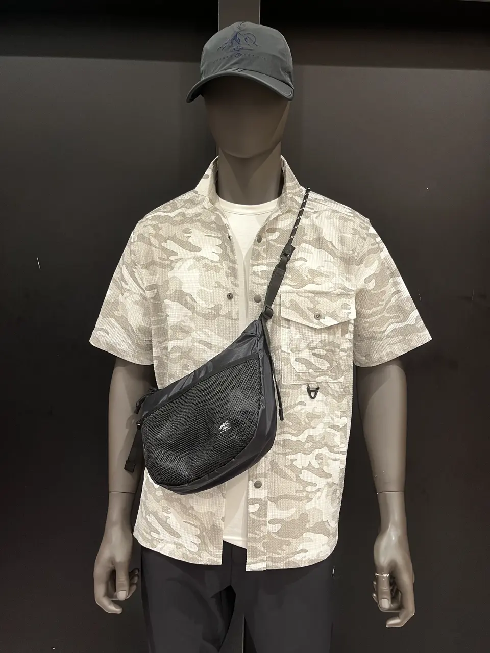 JOSEPH ABBOUD 長塚 コーディネート画像