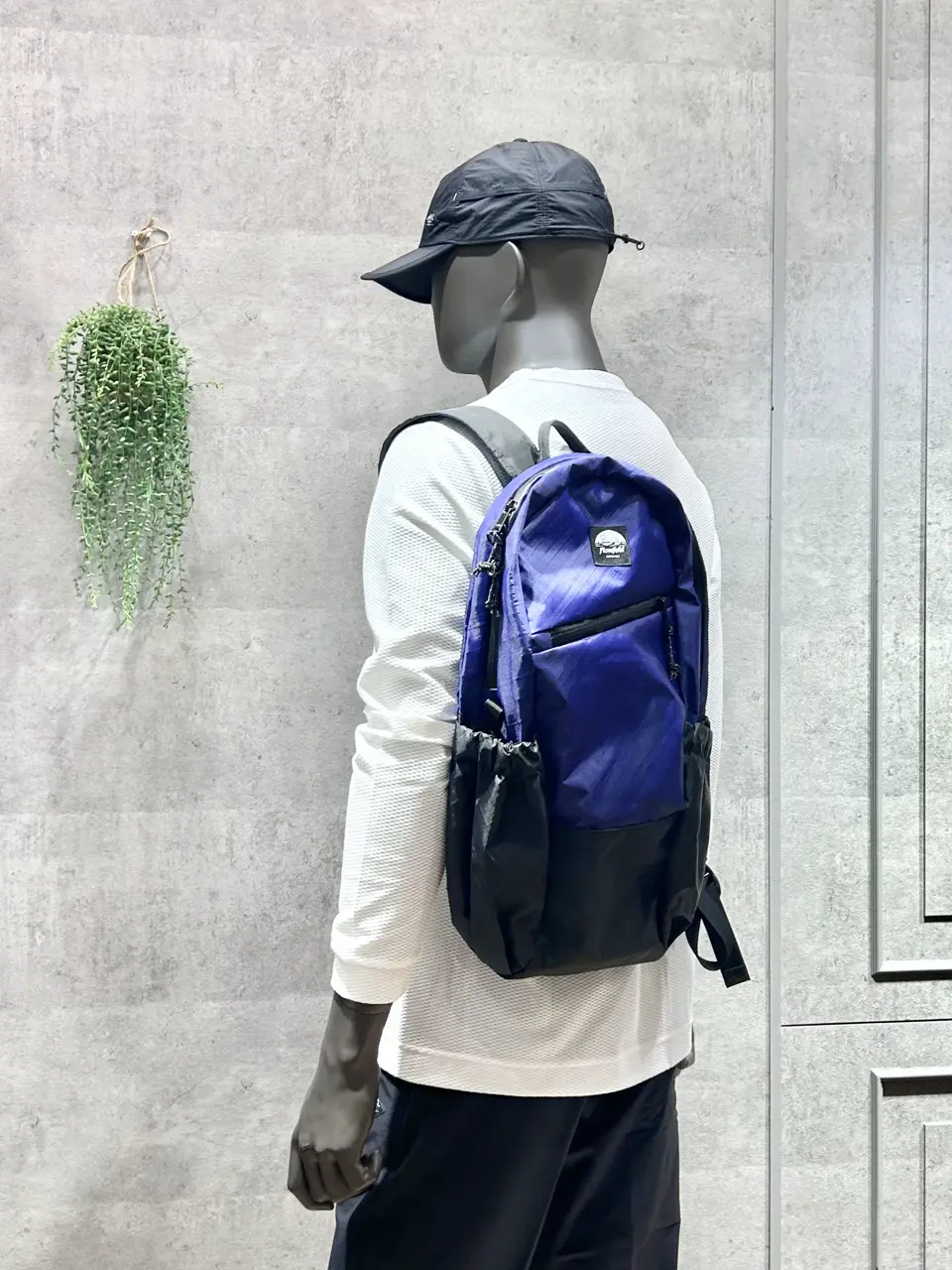 JOSEPH ABBOUD MOUNTAIN 二澤 コーディネート画像