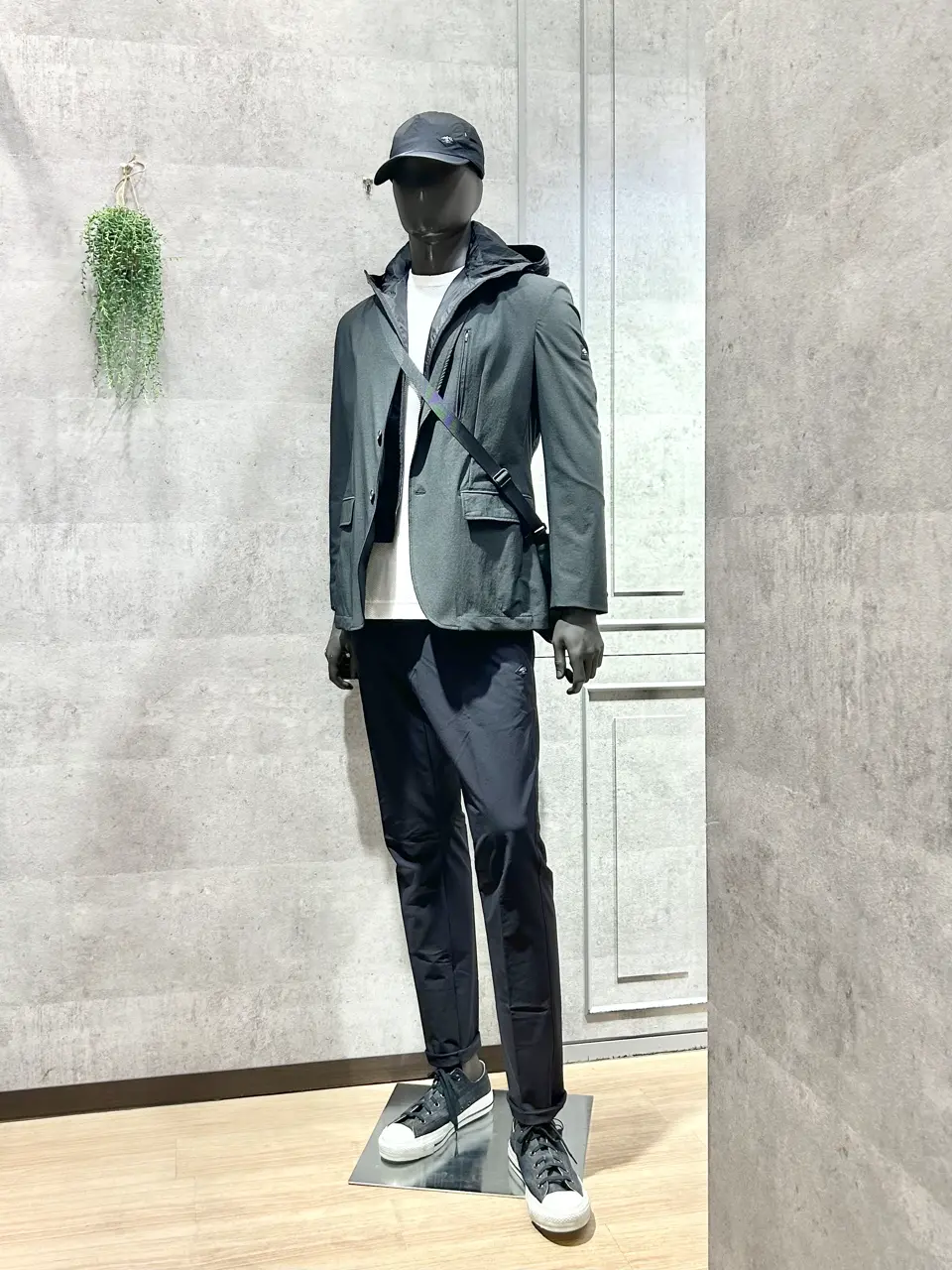  上條 コーディネート画像