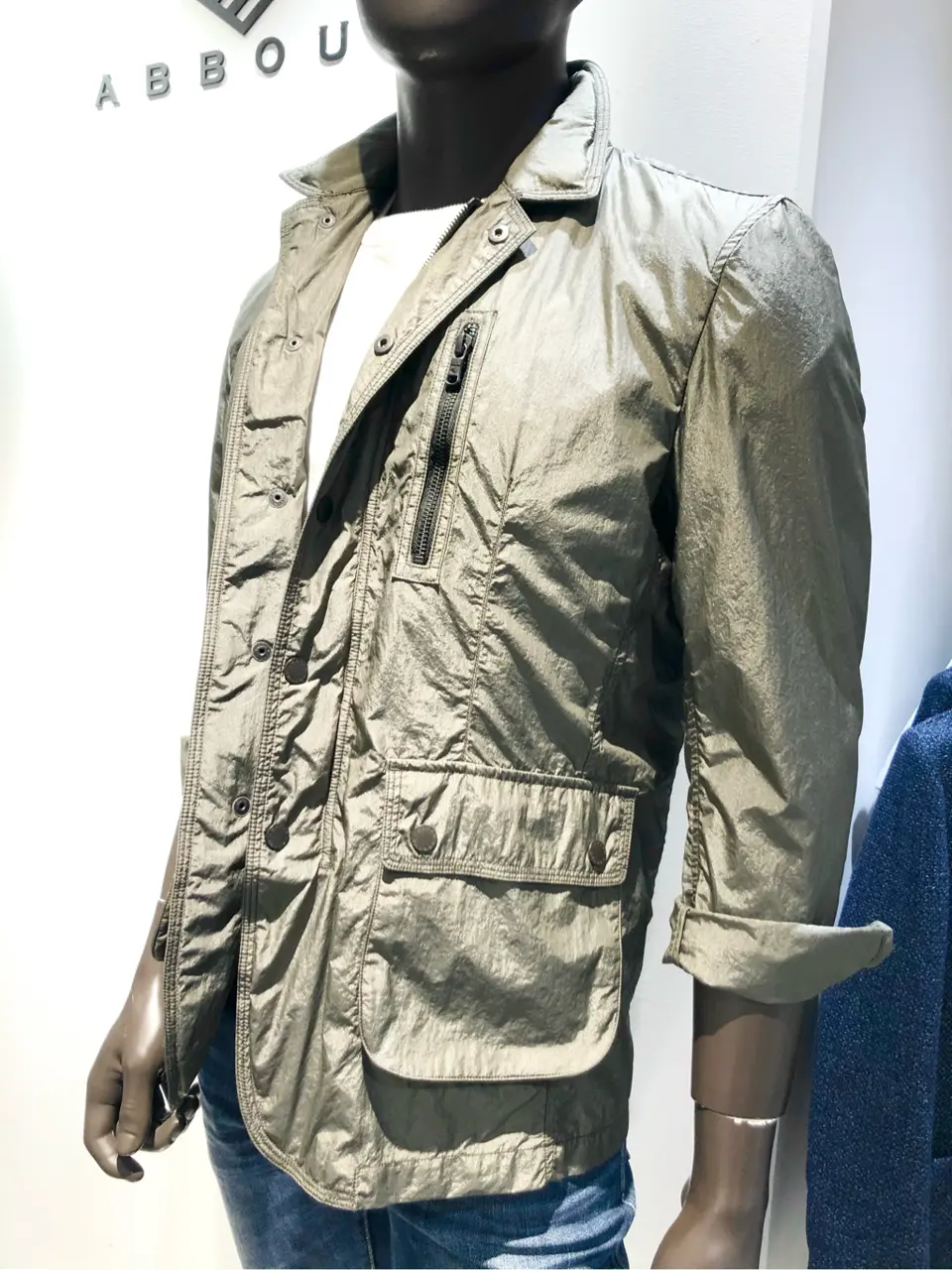 JOSEPH ABBOUD 小田 コーディネート画像