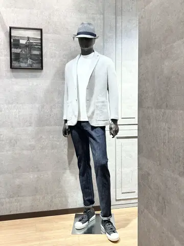 JOSEPH ABBOUD 上條 コーディネート画像