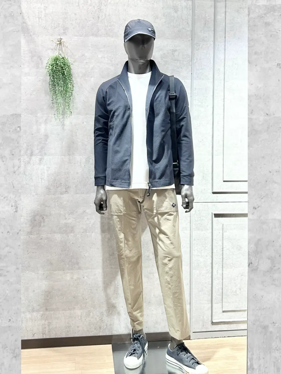 JOSEPH ABBOUD ホワイト ダウンジャケット パッカブル JOSEPH ABBOUD ホワイト ダウンジャケット パッカブル