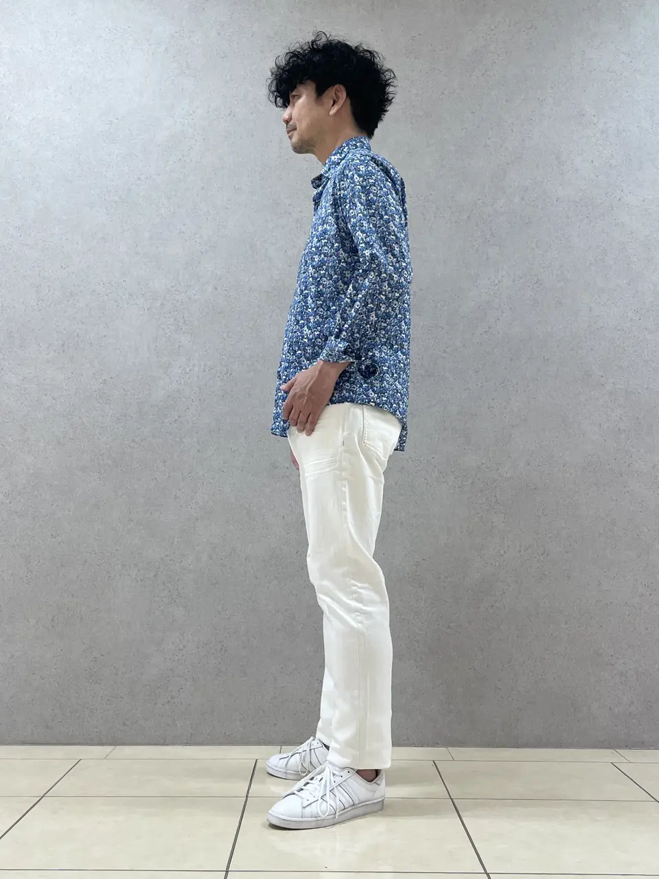 JOSEPH ABBOUD 植岡 コーディネート画像