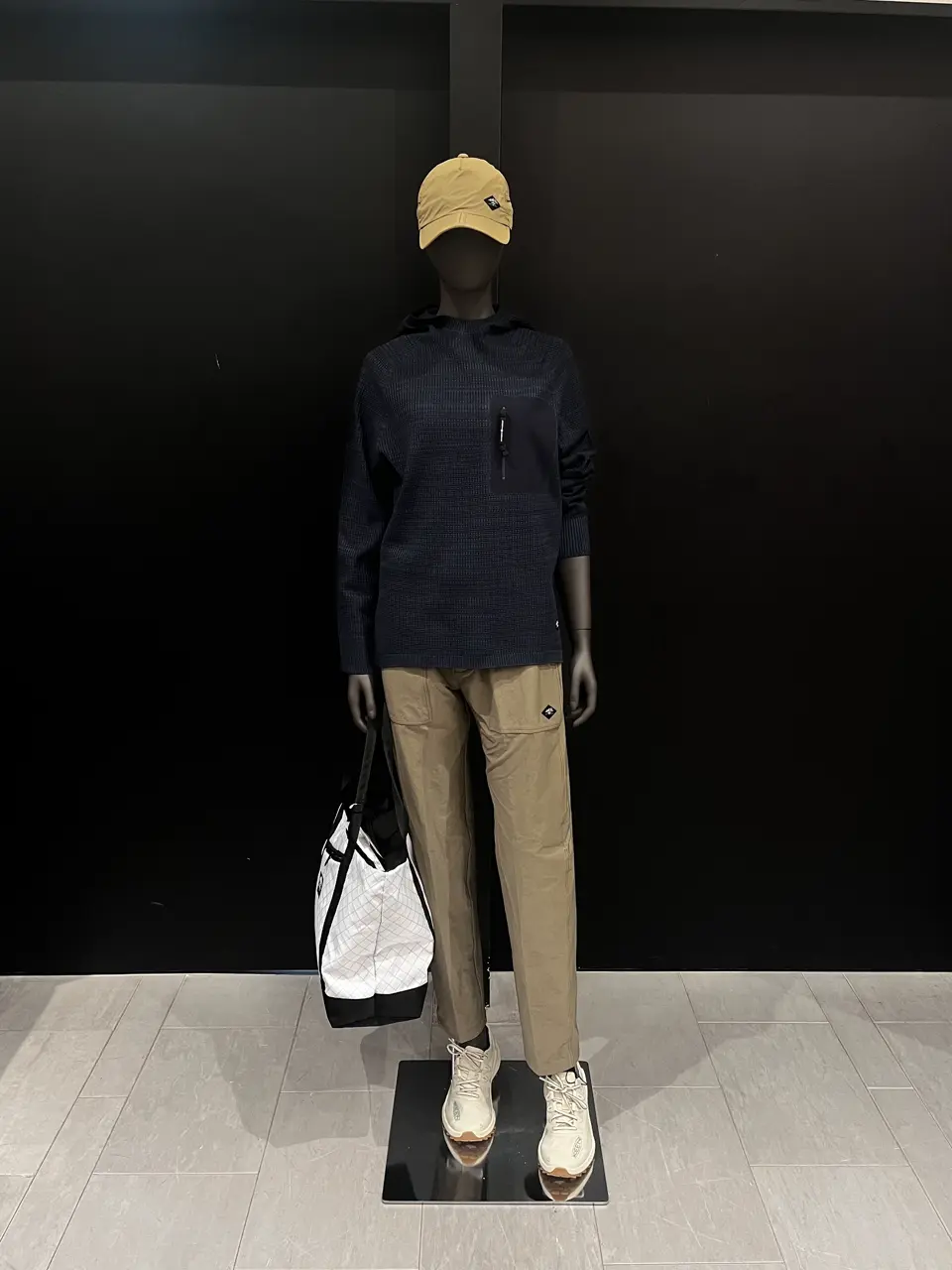 JOSEPH ABBOUD 長塚 コーディネート画像