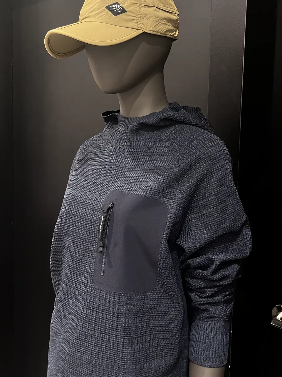 JOSEPH ABBOUD 長塚 コーディネート画像