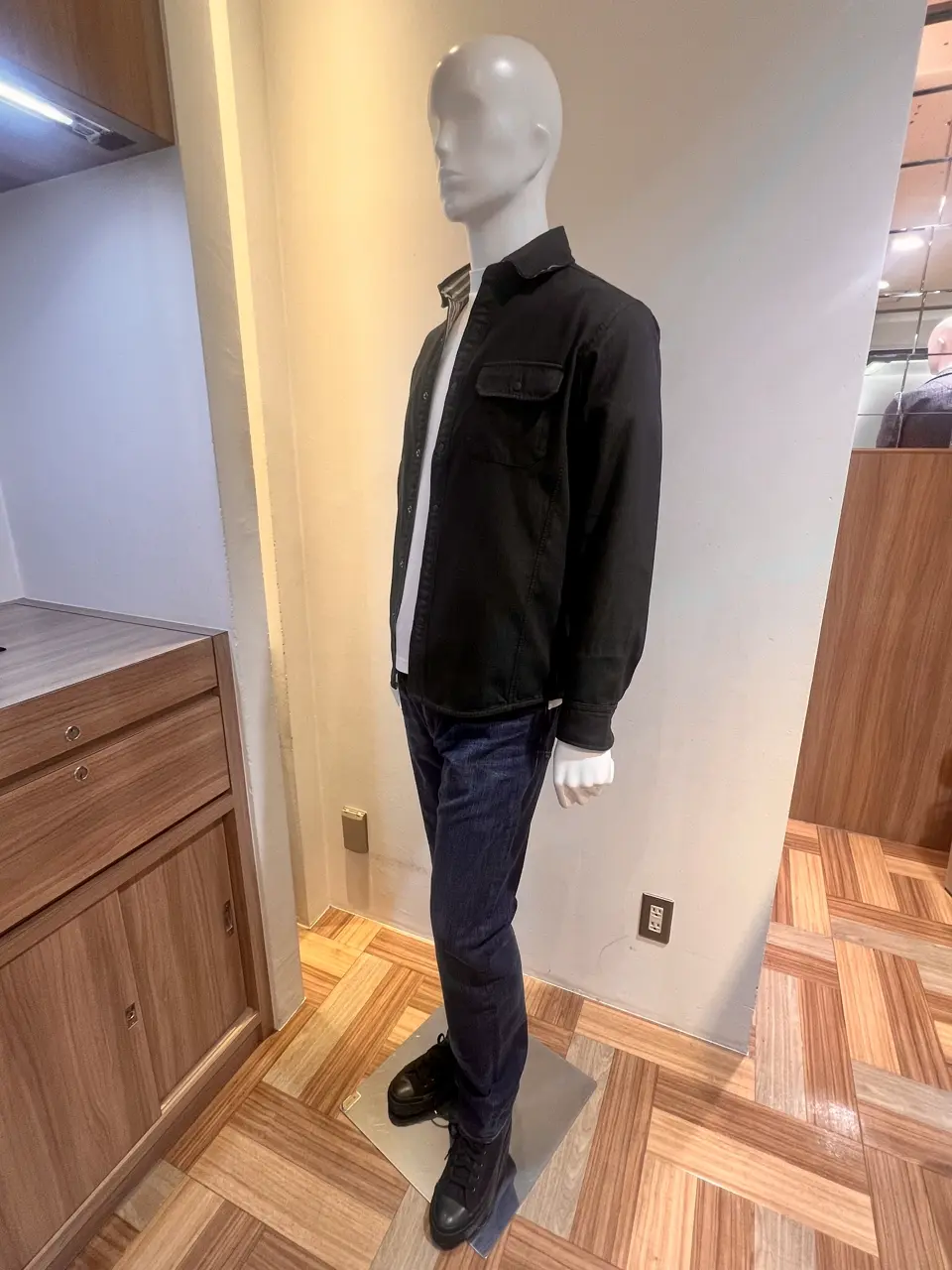 JOSEPH ABBOUD 森部 コーディネート画像