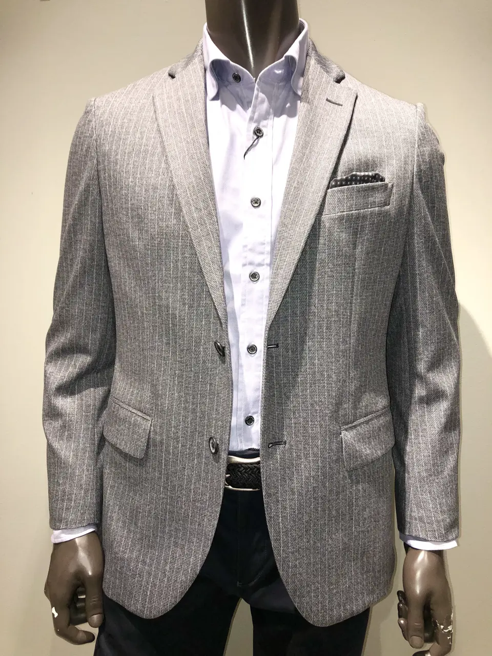 JOSEPH ABBOUD 川田 コーディネート画像