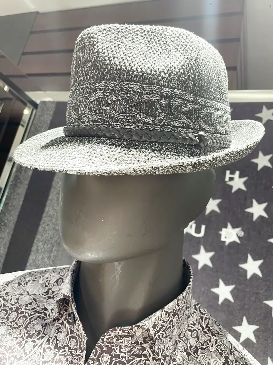 JOSEPH ABBOUD 小田 コーディネート画像