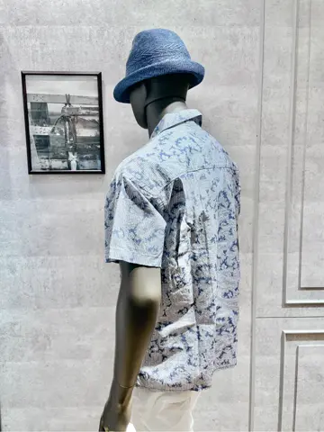 JOSEPH ABBOUD 二澤 コーディネート画像