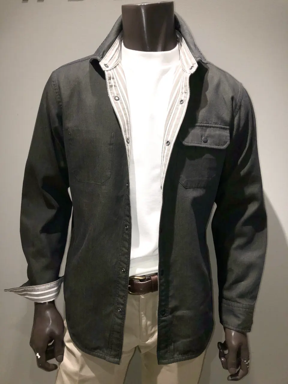 JOSEPH ABBOUD 川田 コーディネート画像