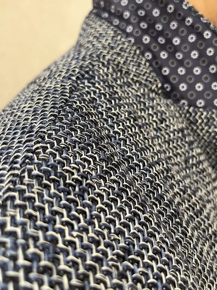 JOSEPH ABBOUD 植岡 コーディネート画像