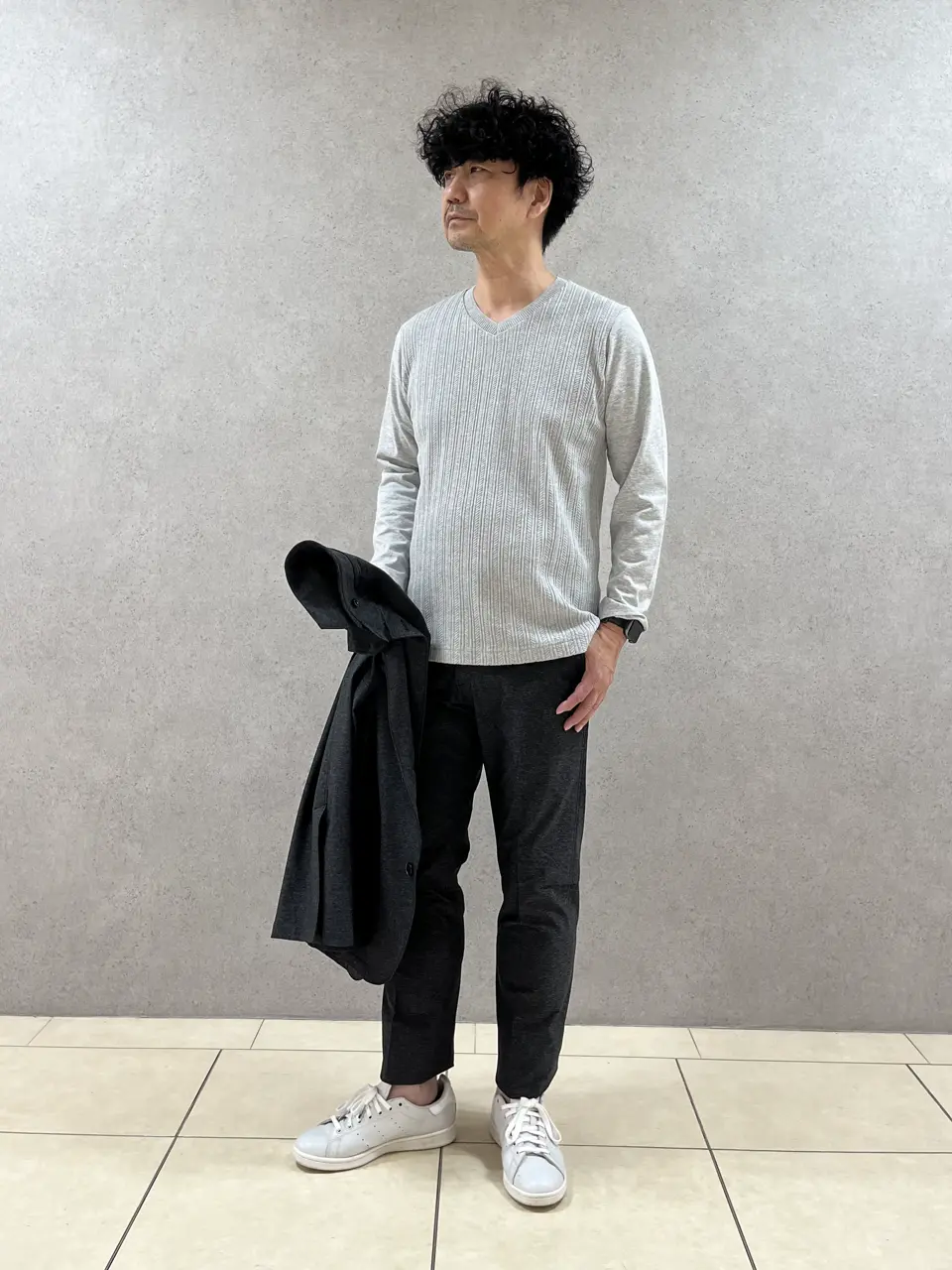 JOSEPH ABBOUD 植岡 コーディネート画像