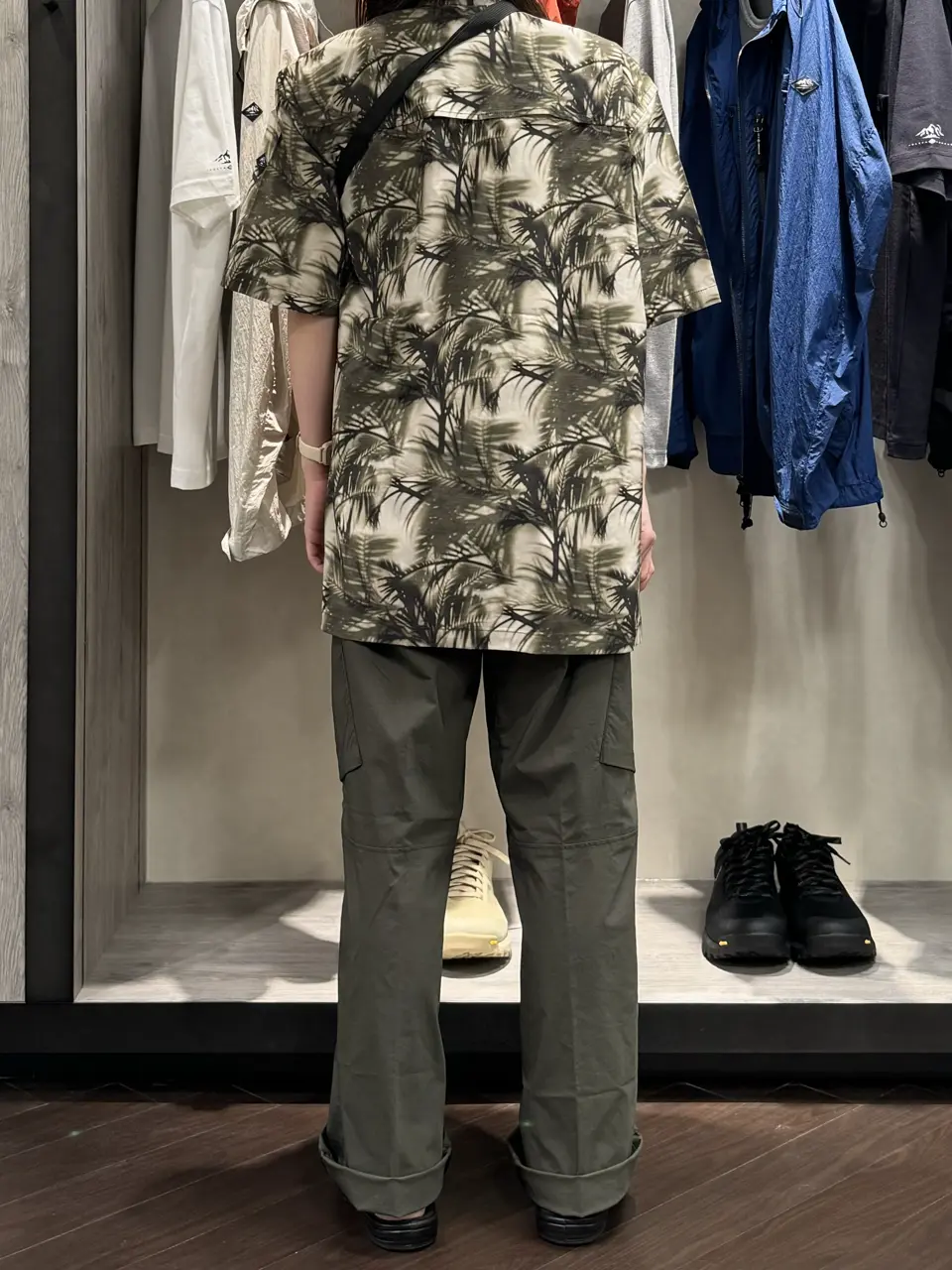 JOSEPH ABBOUD MOUNTAIN 夛田 コーディネート画像