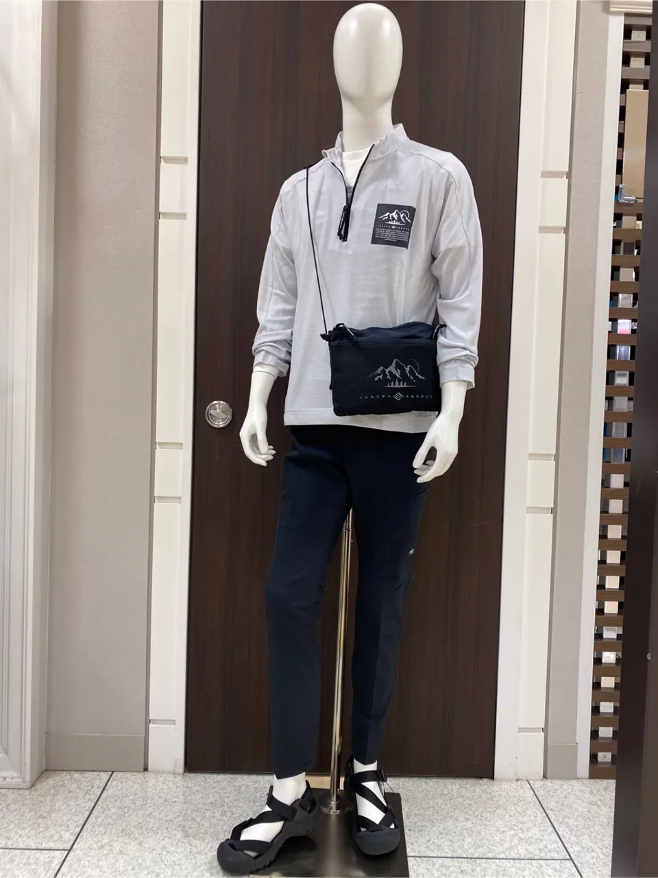 JOSEPH ABBOUD 松山 コーディネート画像