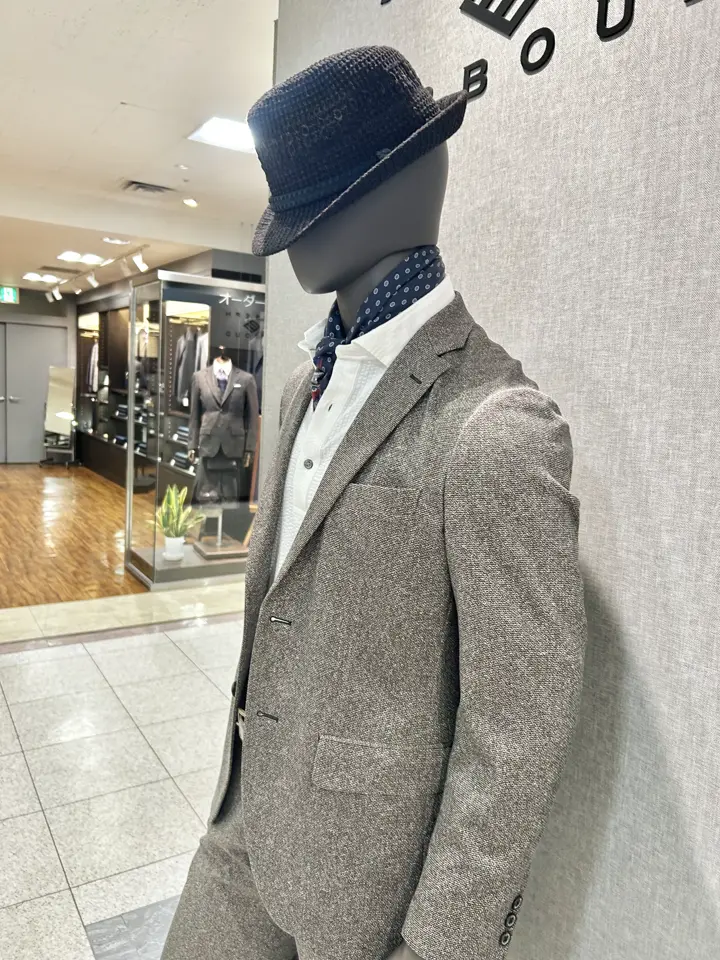 JOSEPH ABBOUD 上田 コーディネート画像