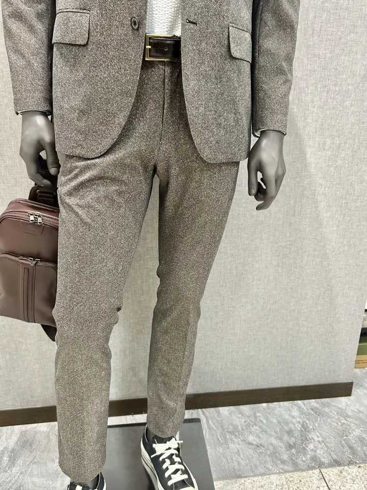 JOSEPH ABBOUD 上田 コーディネート画像