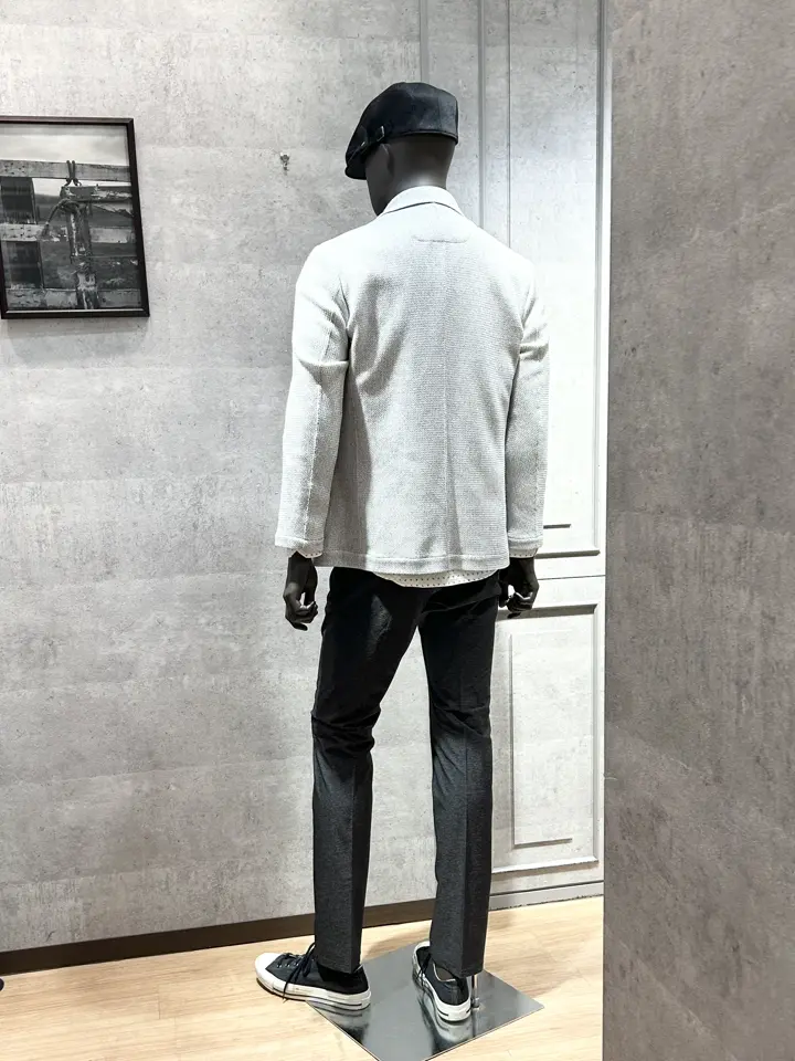 JOSEPH ABBOUD 上條 コーディネート画像