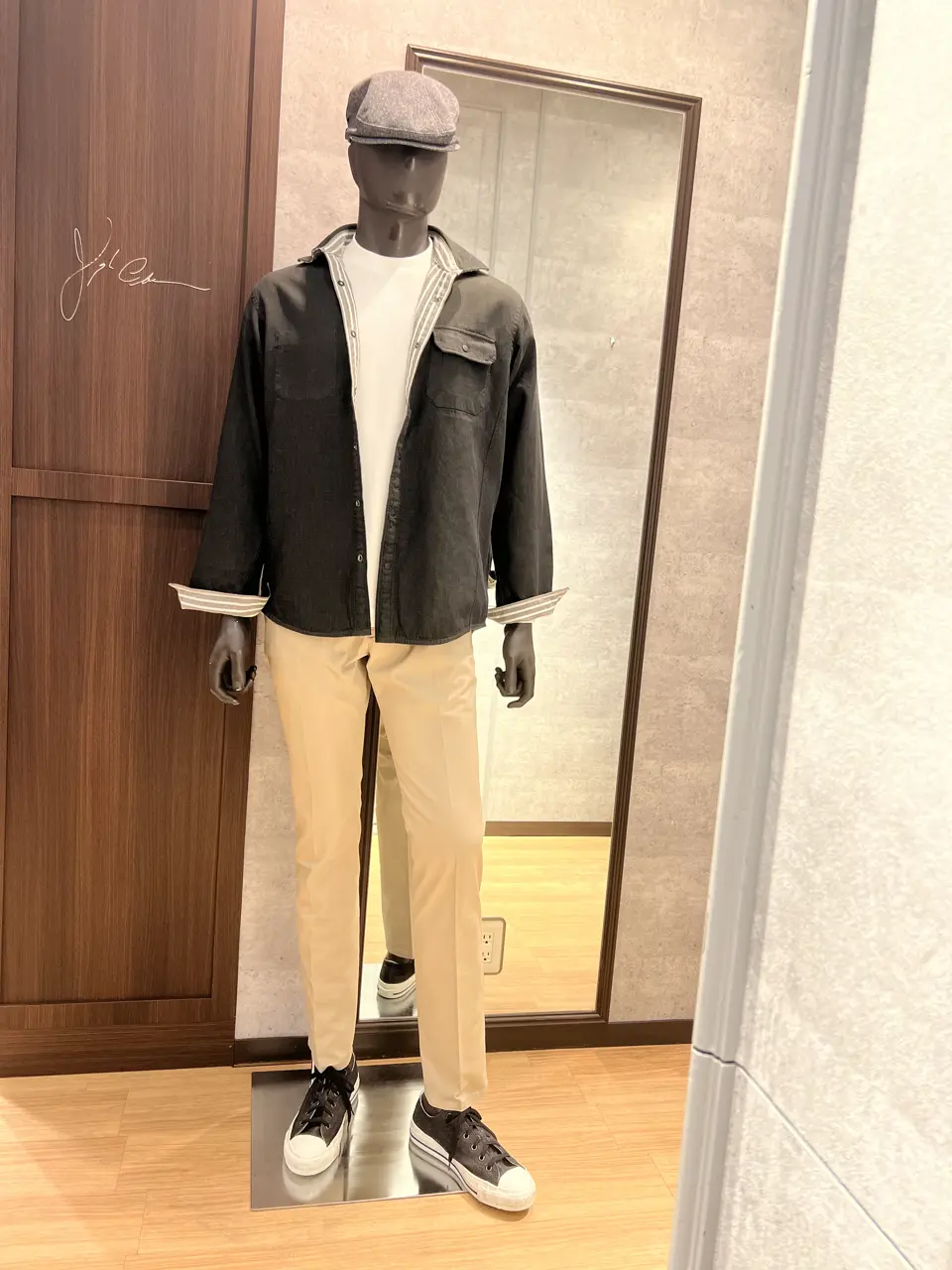  上條 コーディネート画像