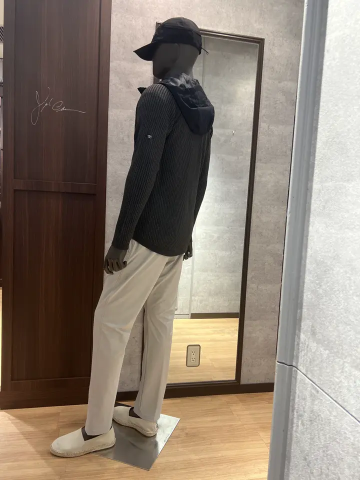 JOSEPH ABBOUD MOUNTAIN 上條 コーディネート画像