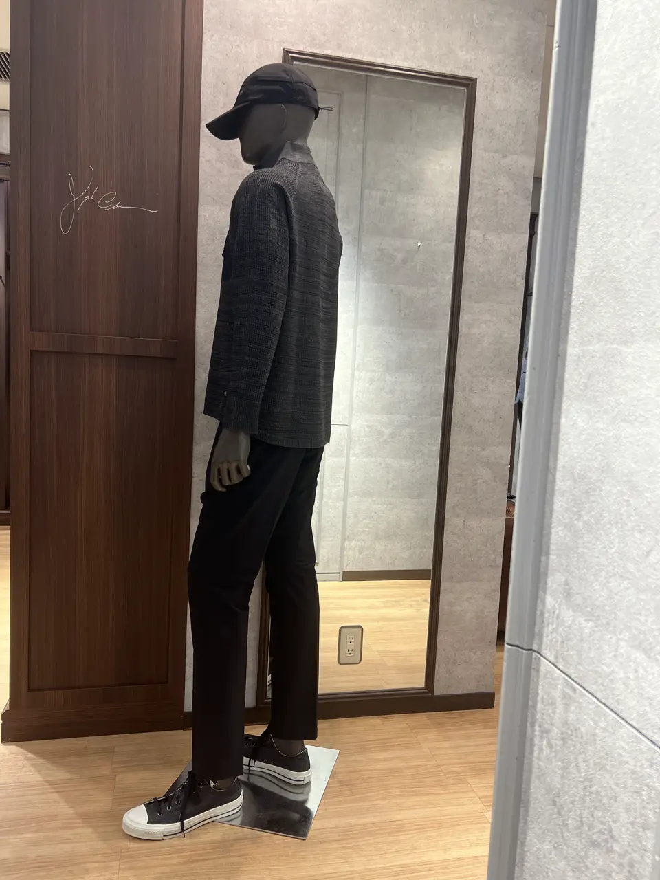 JOSEPH ABBOUD MOUNTAIN 上條 コーディネート画像