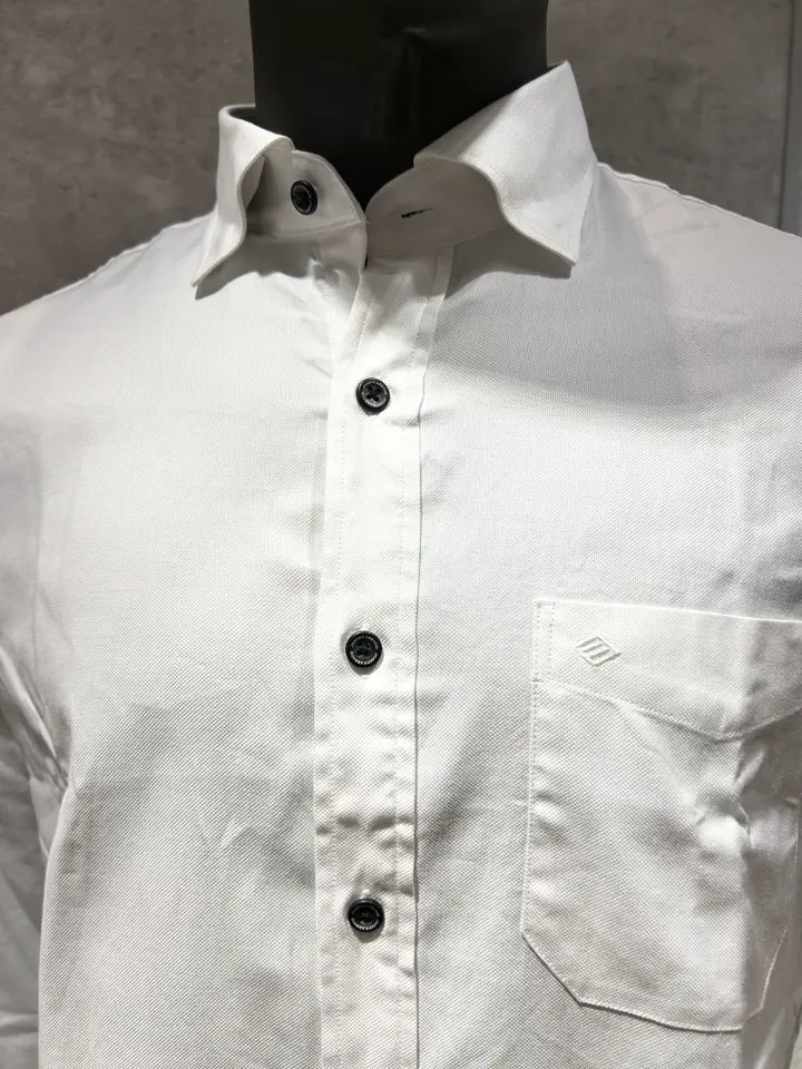 JOSEPH ABBOUD 上條 コーディネート画像