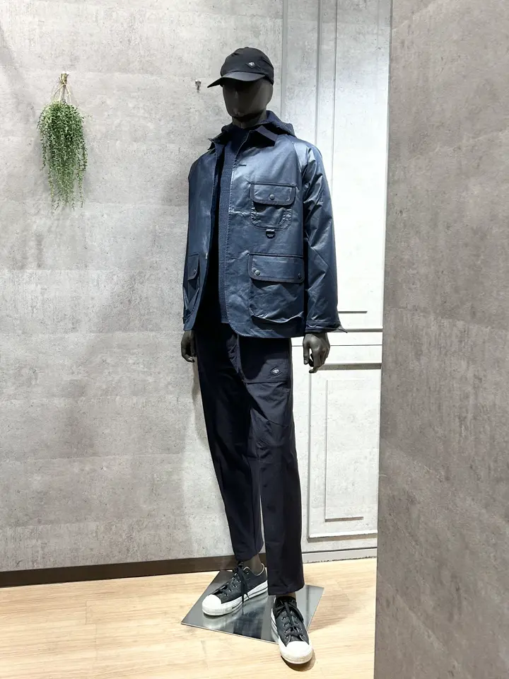 JOSEPH ABBOUD MOUNTAIN 上條 コーディネート画像