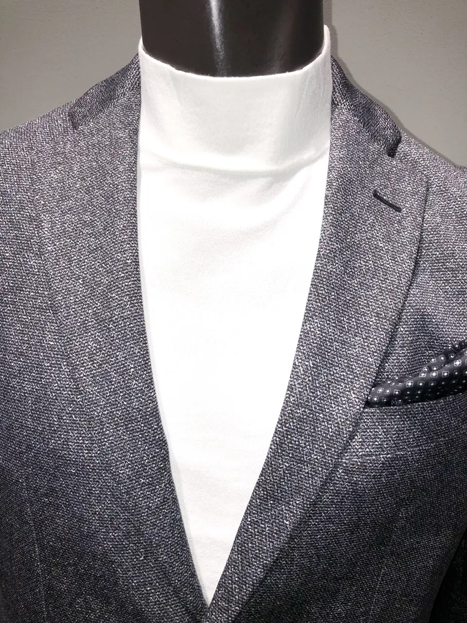 JOSEPH ABBOUD 川田 コーディネート画像