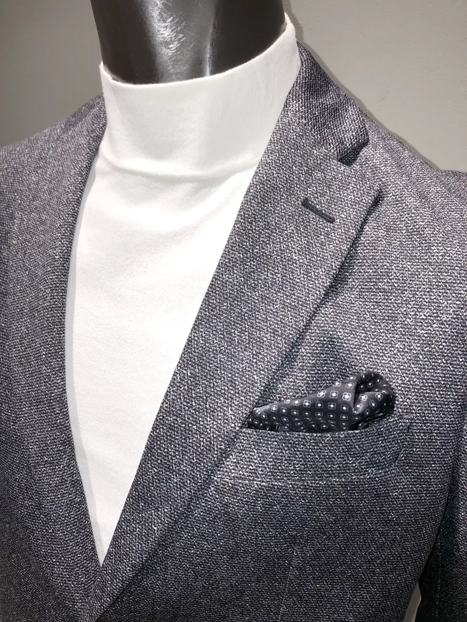 JOSEPH ABBOUD 川田 コーディネート画像