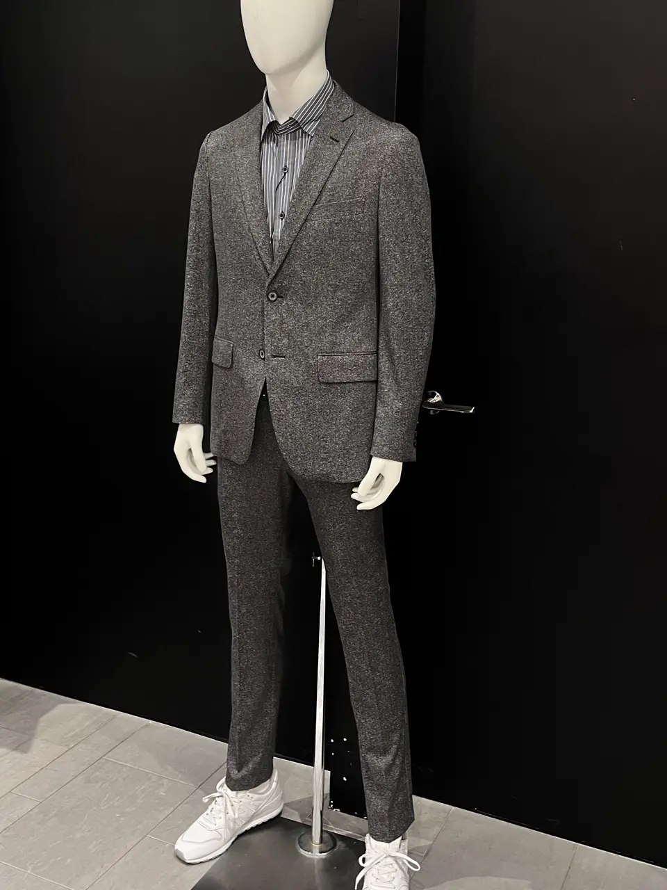 JOSEPH ABBOUD 長塚 コーディネート画像