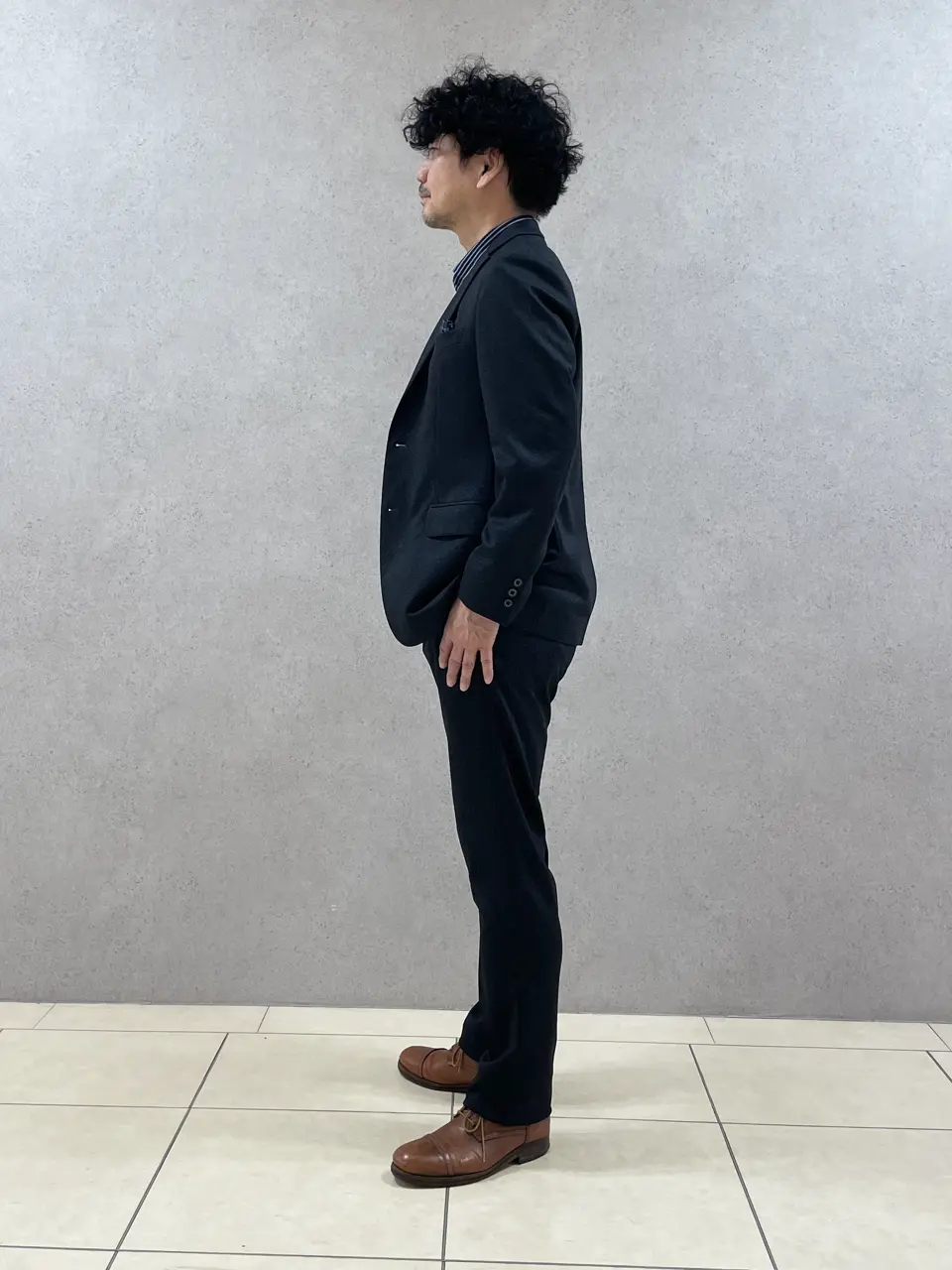 JOSEPH ABBOUD 植岡 コーディネート画像