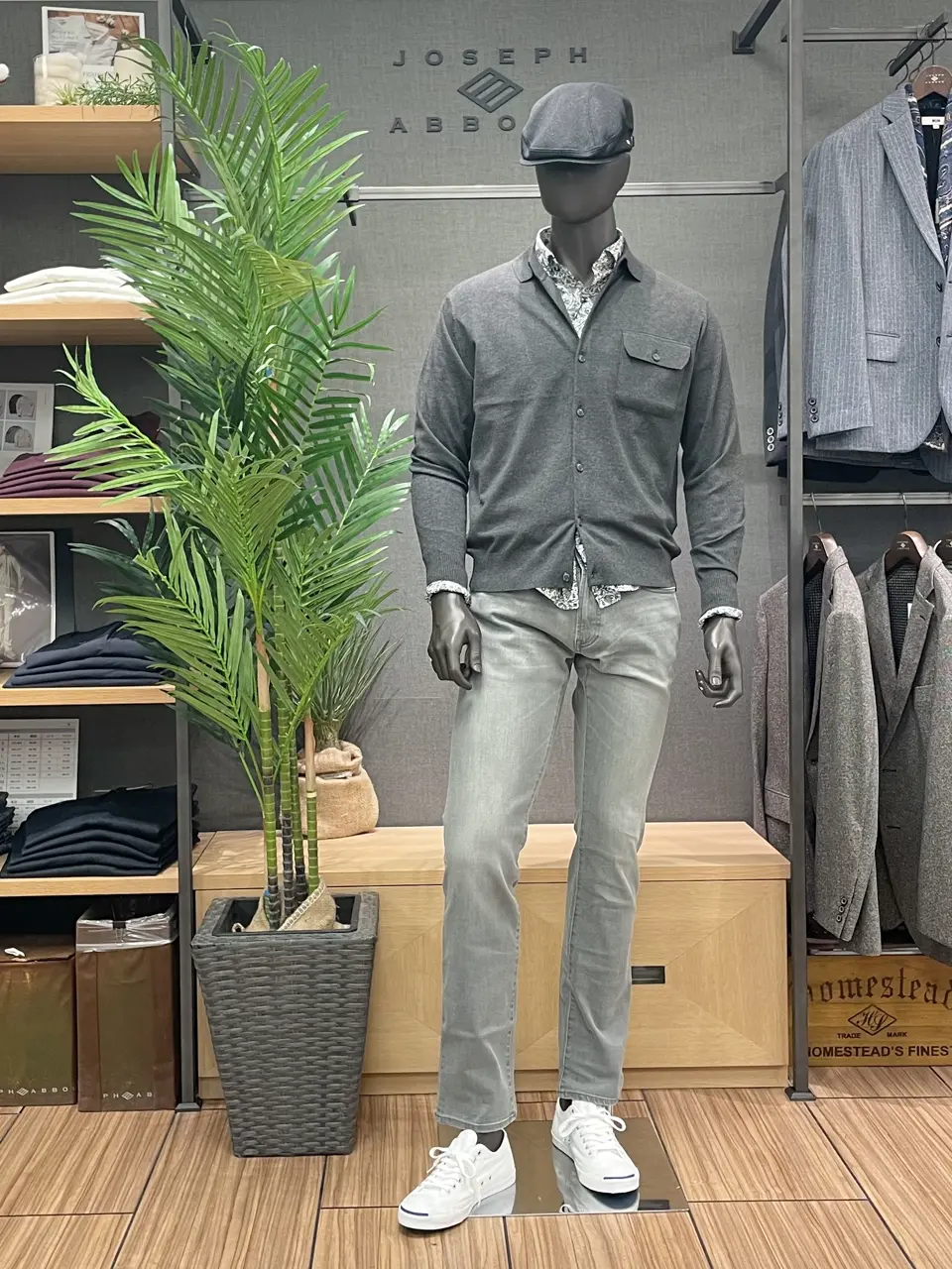 JOSEPH ABBOUD 藤原 コーディネート画像