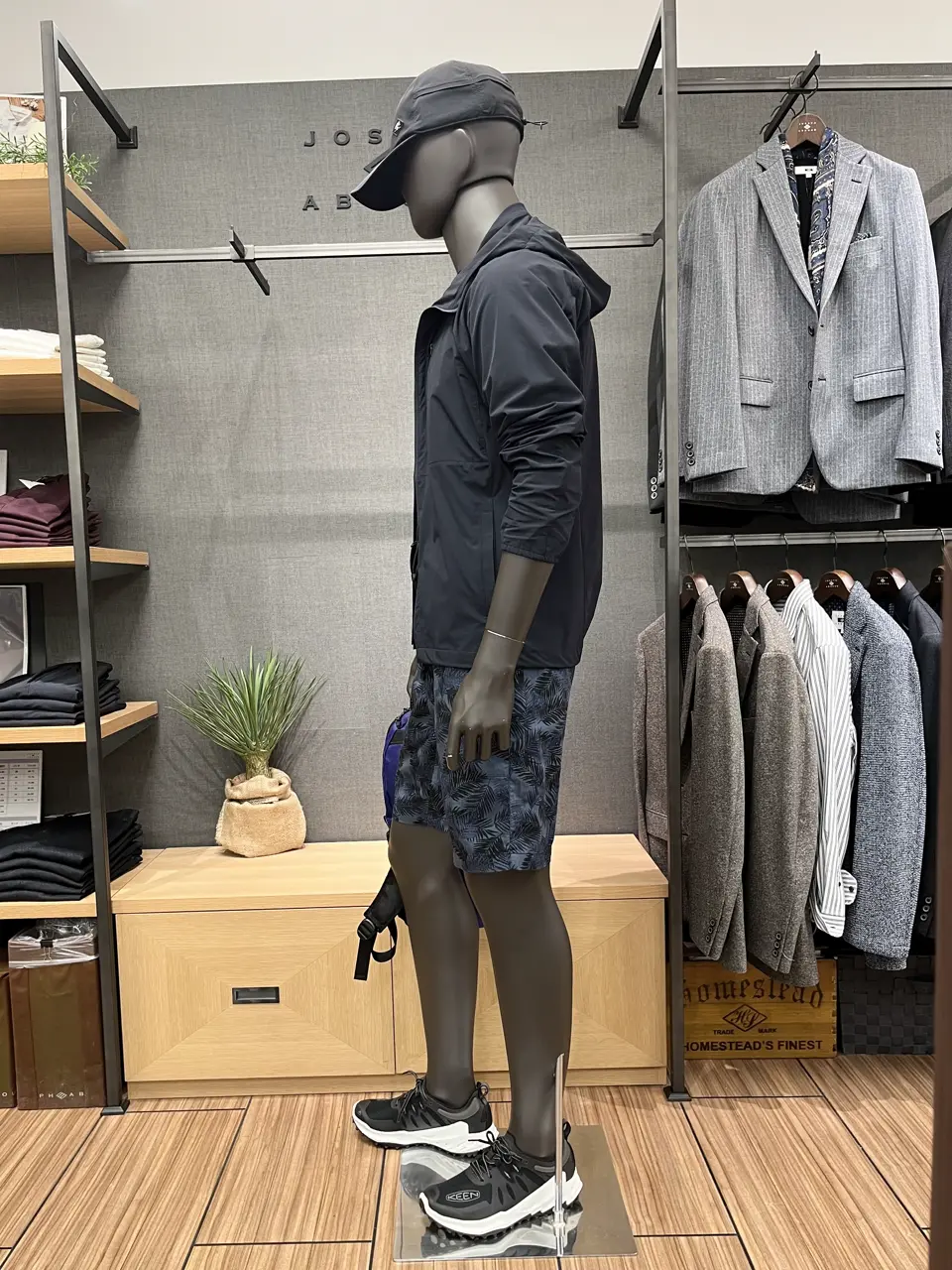 JOSEPH ABBOUD 笠原 コーディネート画像