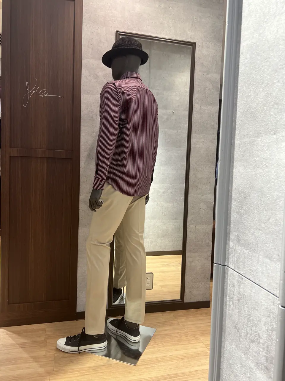 JOSEPH ABBOUD 上條 コーディネート画像