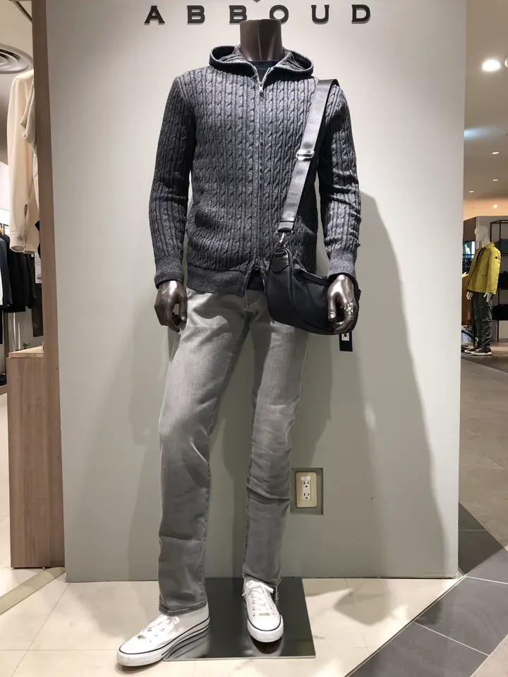 JOSEPH ABBOUD 川田 コーディネート画像