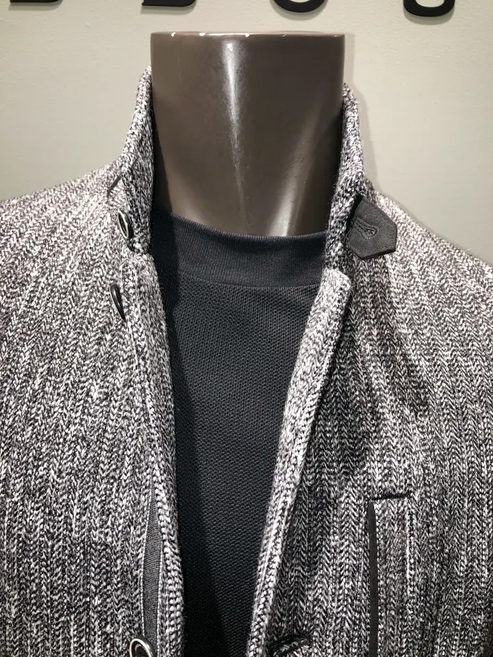 JOSEPH ABBOUD 川田 コーディネート画像