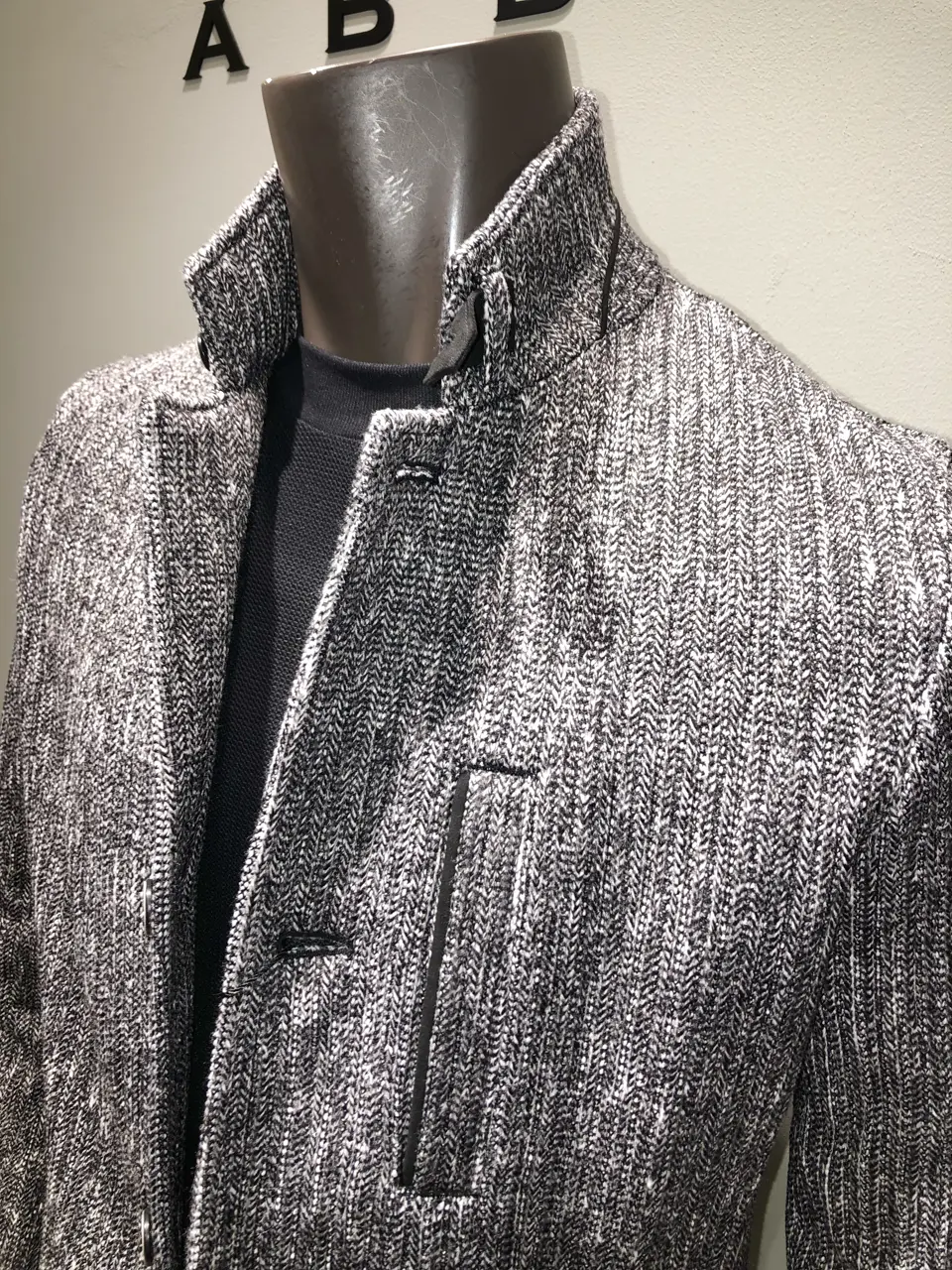 JOSEPH ABBOUD 川田 コーディネート画像