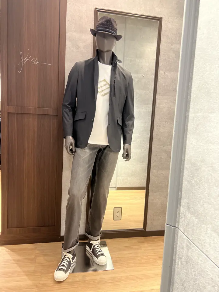 JOSEPH ABBOUD 上條 コーディネート画像