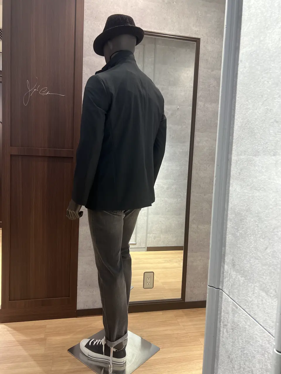 JOSEPH ABBOUD 上條 コーディネート画像