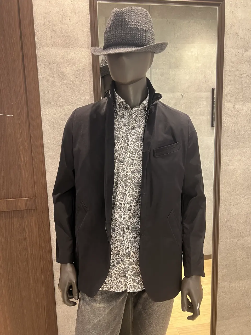 JOSEPH ABBOUD 上條 コーディネート画像