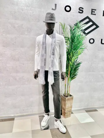 JOSEPH ABBOUD 二澤 コーディネート画像