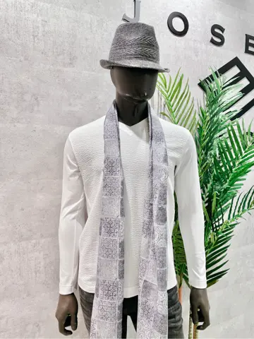 JOSEPH ABBOUD 二澤 コーディネート画像