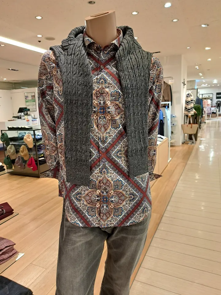 JOSEPH ABBOUD 藤川 コーディネート画像