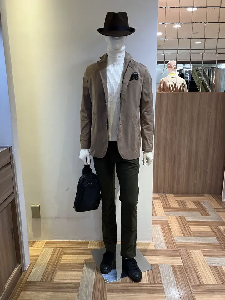 JOSEPH ABBOUD 小城 コーディネート画像