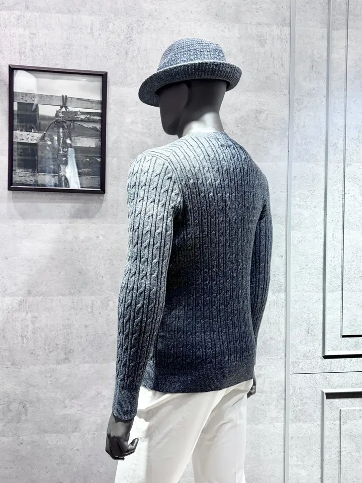 JOSEPH ABBOUD 二澤 コーディネート画像