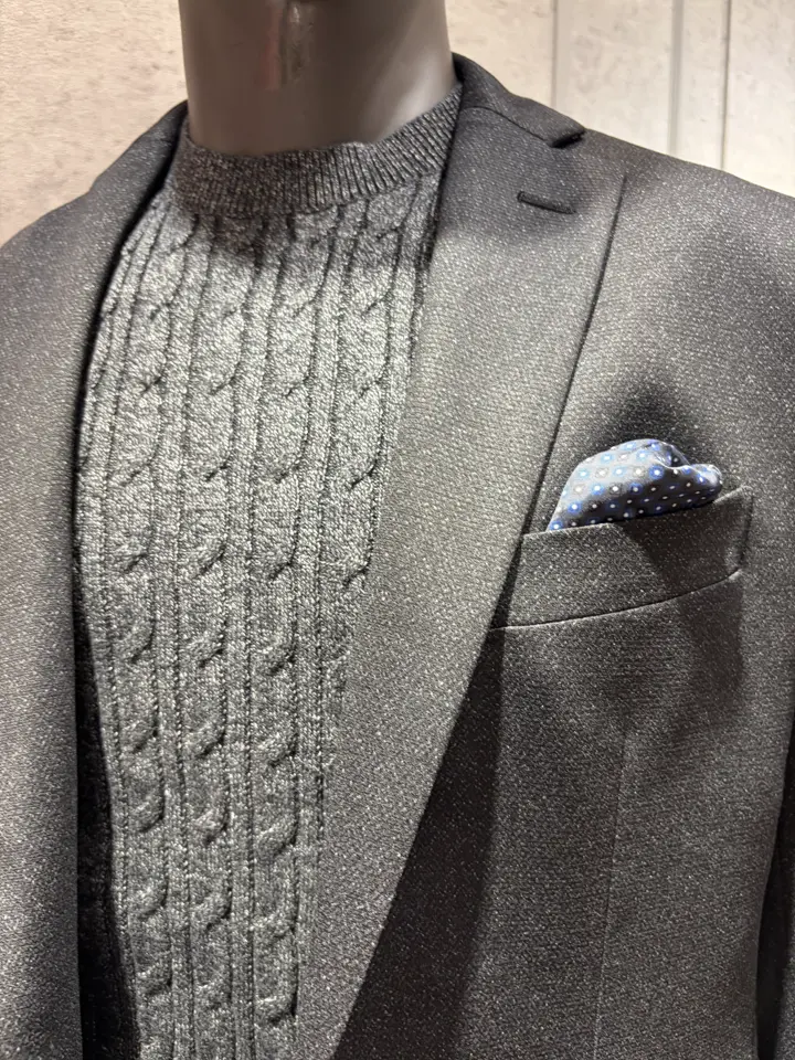 JOSEPH ABBOUD 上條 コーディネート画像