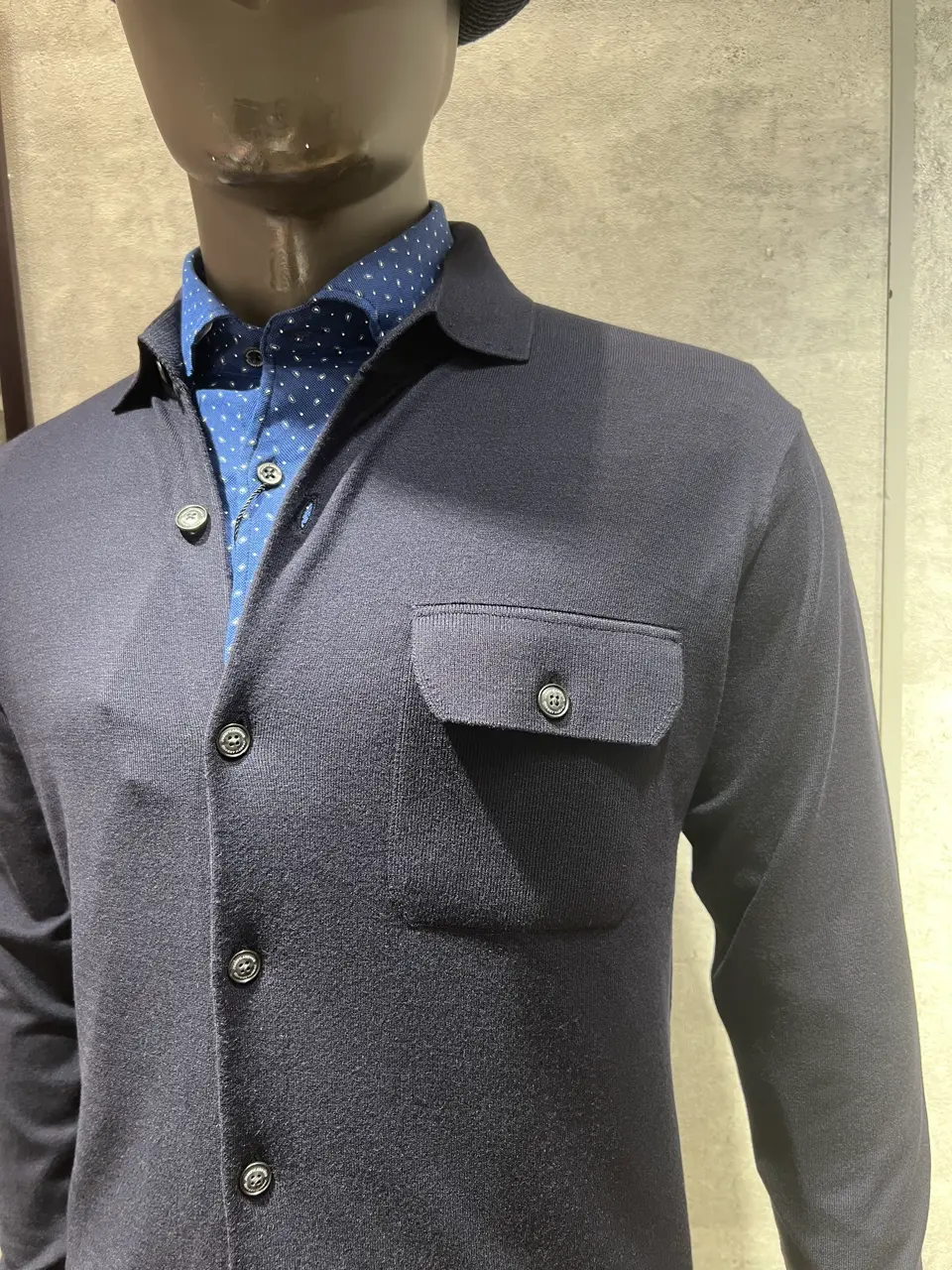 JOSEPH ABBOUD 上條 コーディネート画像