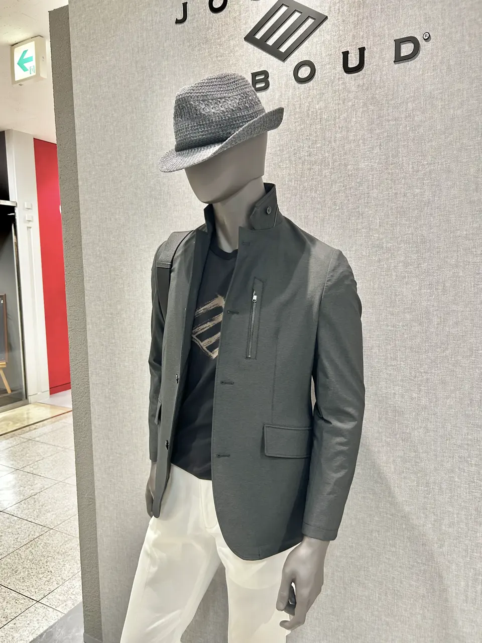 JOSEPH ABBOUD 上田 コーディネート画像