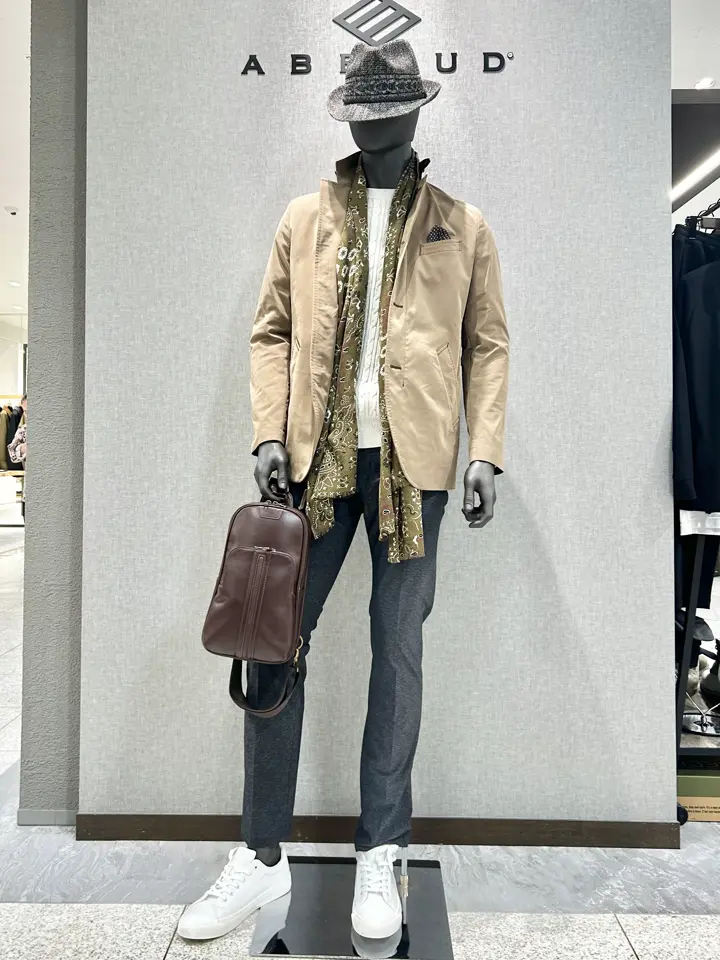 JOSEPH ABBOUD 上田 コーディネート画像