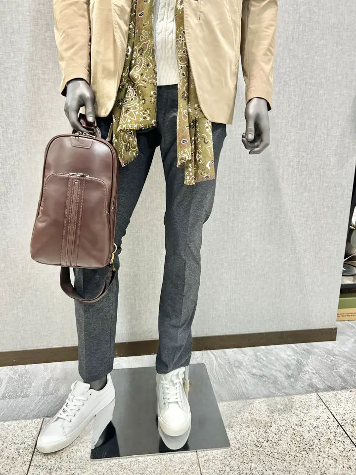 JOSEPH ABBOUD 上田 コーディネート画像